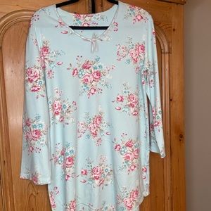 Erika Taylor Never Nightshirt